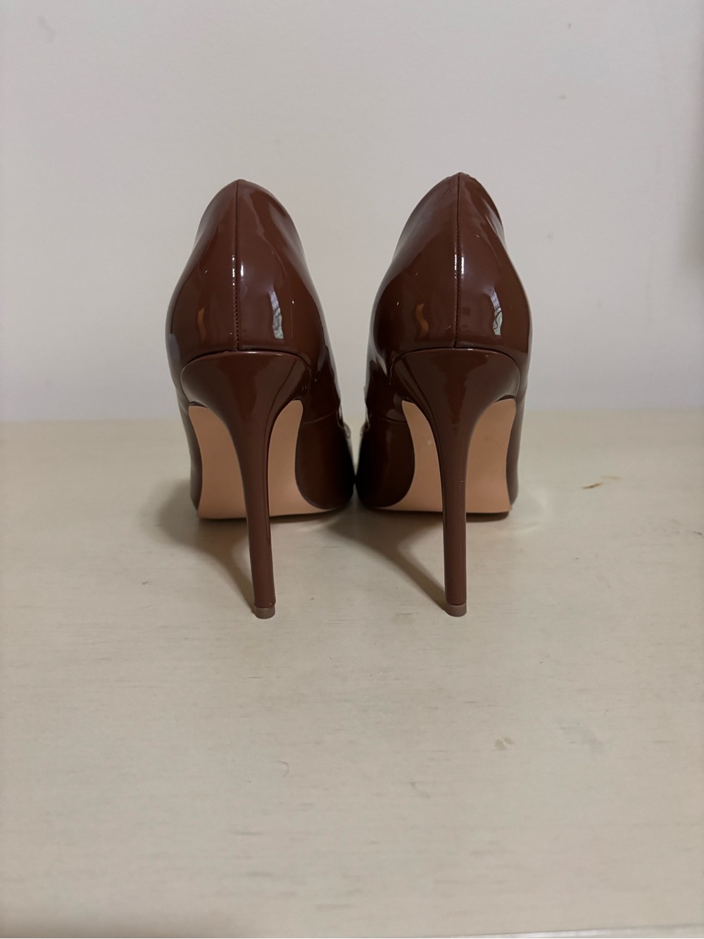 Steve Madden Brown Patent Pointed Toe Pumps - Picture 2 of 4